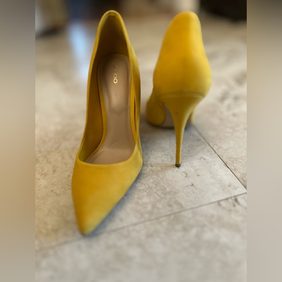 Aldo - Mustard Yellow Cassedy Pump - Size 8 - Picture 5 of 9